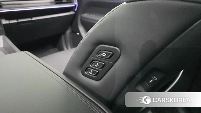 Hyundai Santa Fe (MX5) id 4941424 из Кореи 28