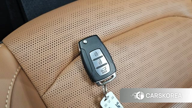 Ssangyong Torres id 4784034 из Кореи 28