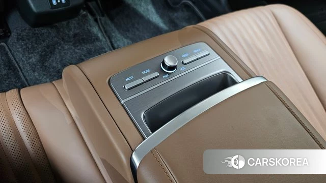 Hyundai Grandeur Hybrid (GN7) id 4548879 из Кореи 28