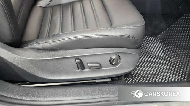 Volkswagen The New Passat id 4197066 из Кореи 28