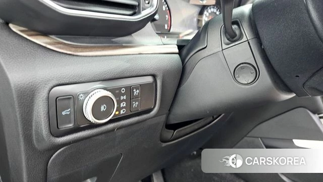 Ford Explorer 6th Generation id 4584746 из Кореи 28