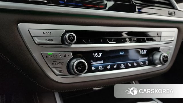 BMW 7 Series (G11) id 4525055 из Кореи 28