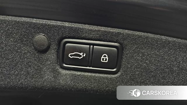 Hyundai The New Grandeur IG Hybrid id 4303936 из Кореи 28