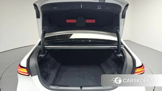 BMW 5 Series (G60) id 4681833 из Кореи 28