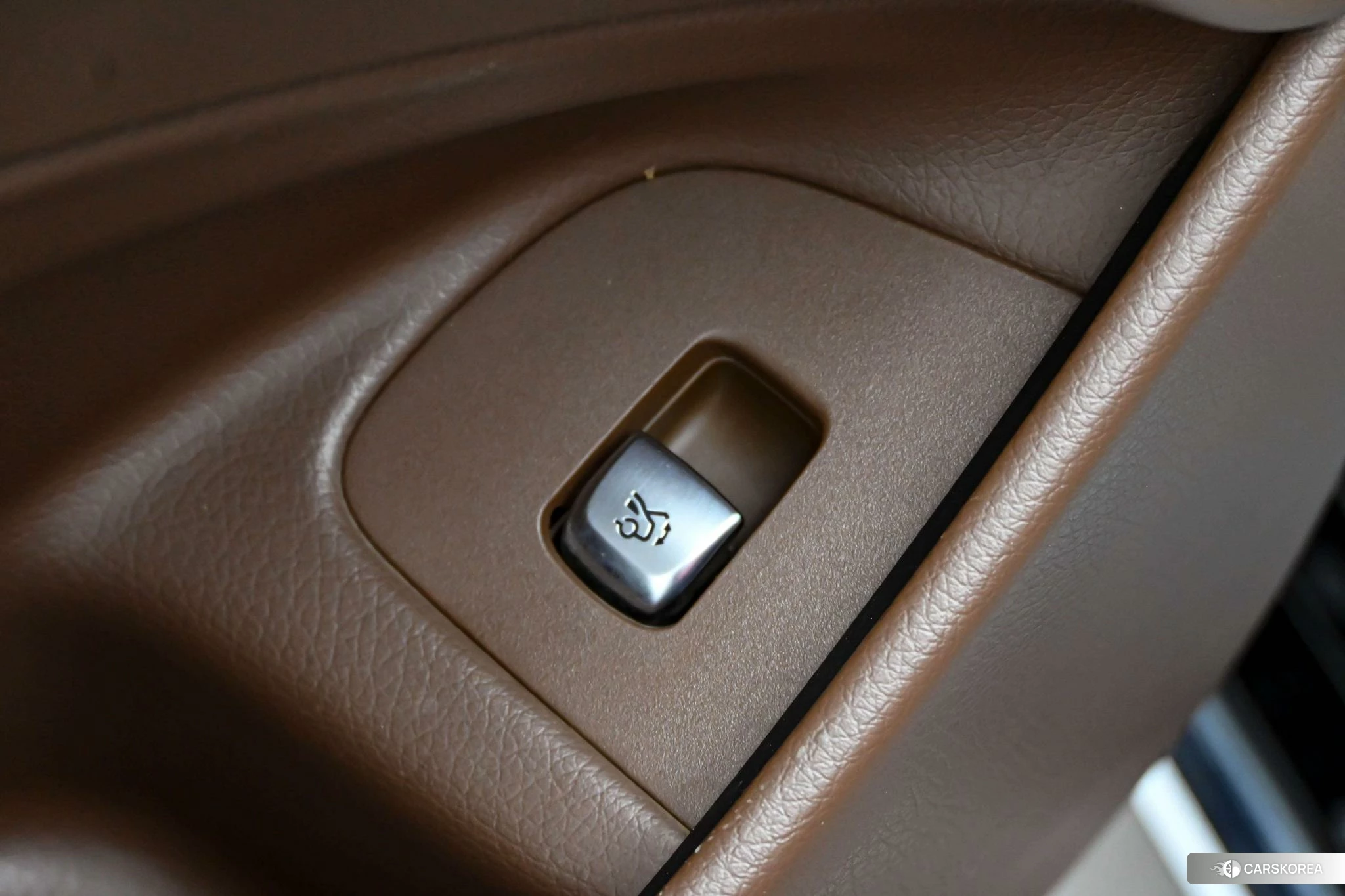 Mercedes-Benz E-class id 4487373 из Китая 28