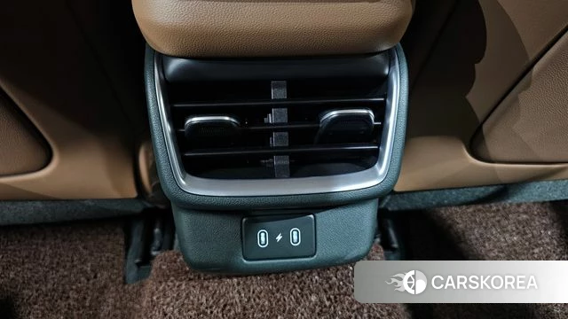 Hyundai Grandeur (GN7) id 4468282 из Кореи 28