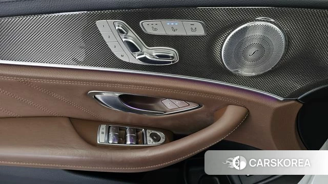 Mercedes-Benz E-Class W213 id 4794507 из Кореи 28
