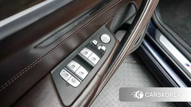 BMW 5 Series (G30) id 4625843 из Кореи 28
