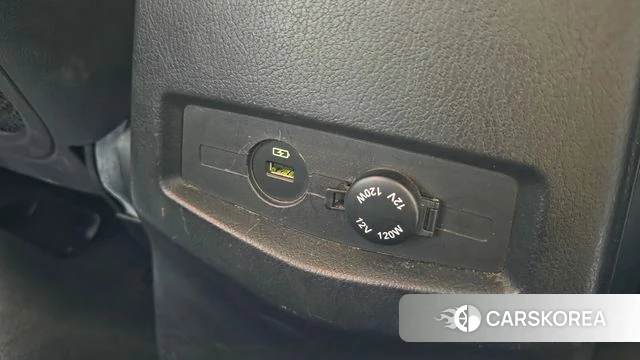 Ssangyong Korando Turismo id 4626457 из Кореи 28