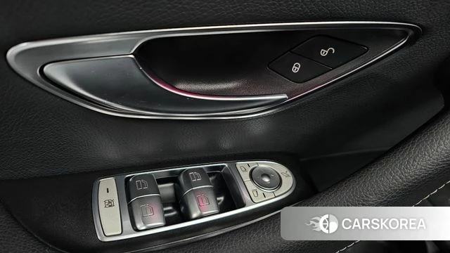 Mercedes-Benz E-Class W213 id 4309877 из Кореи 28
