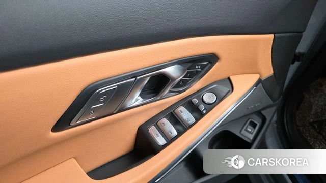 BMW 3 Series (G20) id 4675333 из Кореи 28