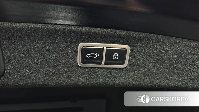Genesis Electrified G80 (RG3) id 4881309 из Кореи 28