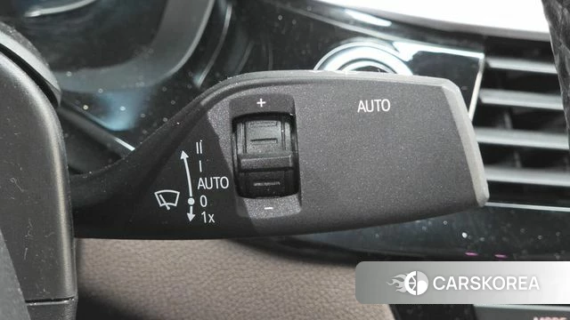 BMW 5 Series (G30) id 4385069 из Кореи 28