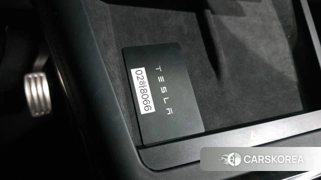 Tesla Model X id 4613132 из Кореи 28