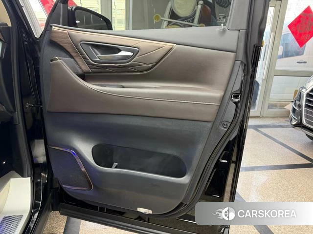 Toyota Elfa id 4257336 из Китая 28