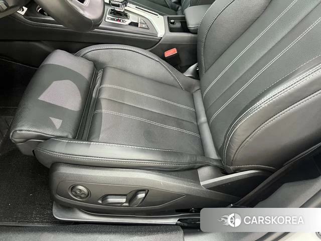 Audi A4L id 4290436 из Китая 28