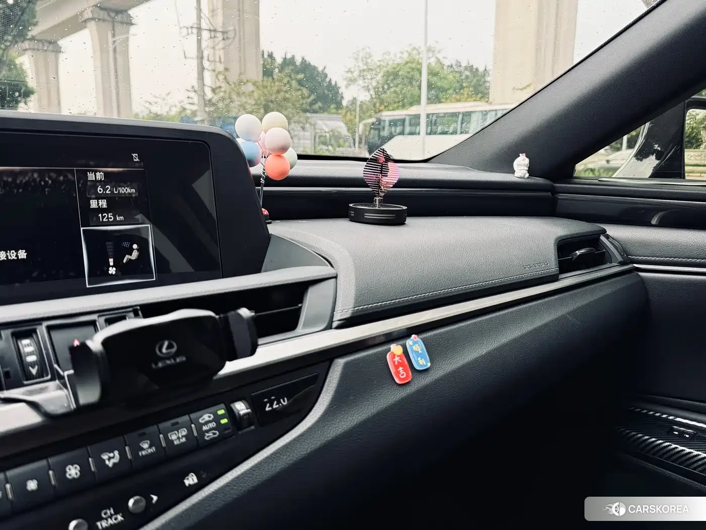 Lexus ES id 4576509 из Китая 28