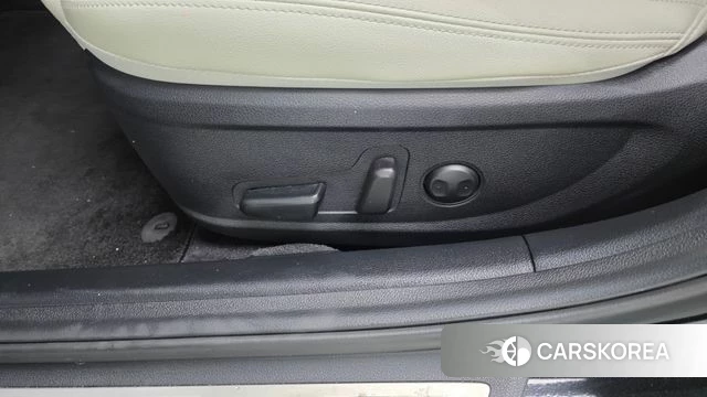 Hyundai The New Grandeur IG id 4603782 из Кореи 28