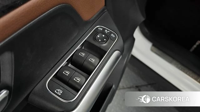 Mercedes-Benz GLA - Class H247 id 4266923 из Кореи 28
