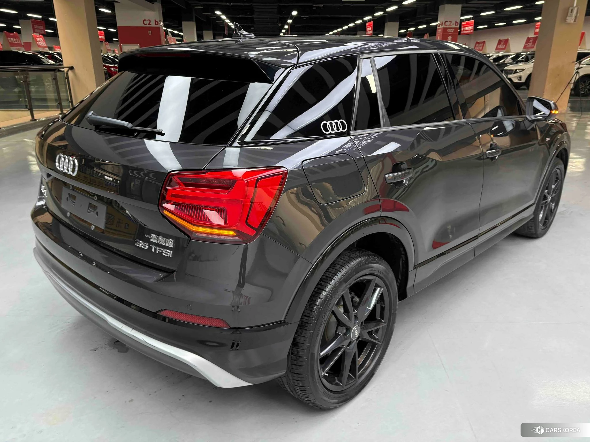 Audi Q2L id 4510600 из Китая 28