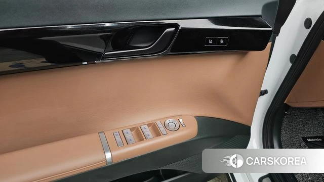 Hyundai Grandeur Hybrid (GN7) id 4607774 из Кореи 28