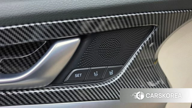 Genesis G70 id 4693804 из Кореи 28