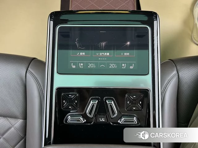 Audi A8 id 4353135 из Китая 28