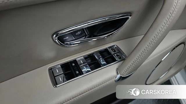 Bentley Flying Spur 2nd Generation id 4620539 из Кореи 28