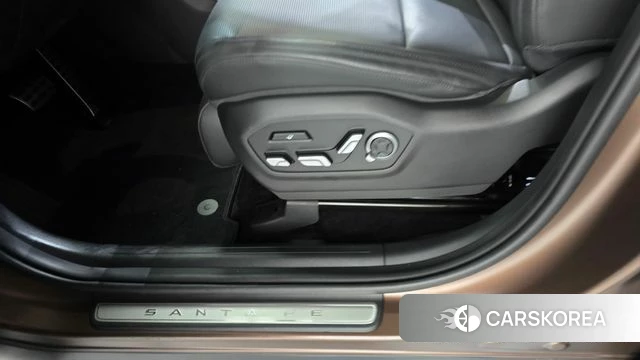 Hyundai Santa Fe (MX5) id 4480430 из Кореи 28