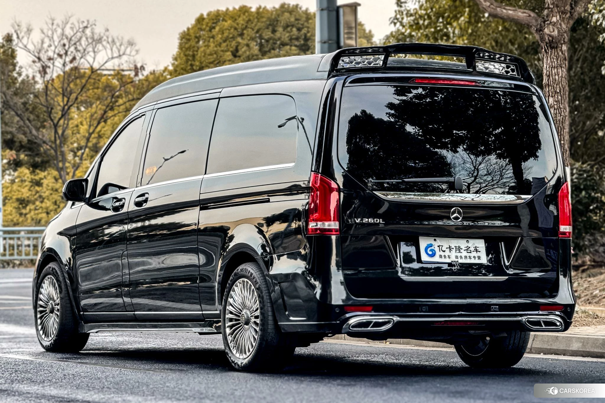 Mercedes-Benz V-Class id 4504723 из Китая 28