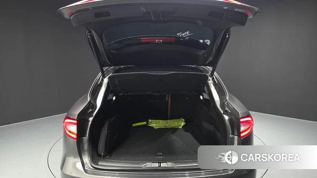 Maserati Levante id 4424344 из Кореи 28