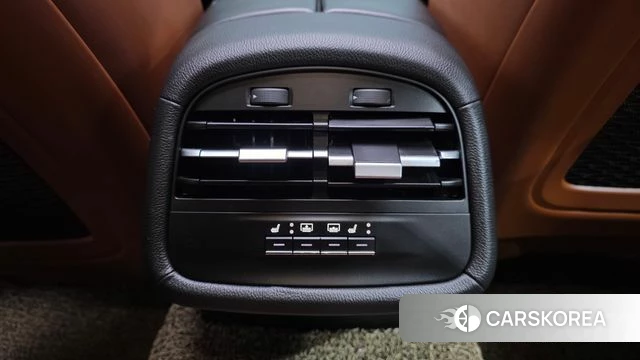 Maserati Ghibli id 4609649 из Кореи 28