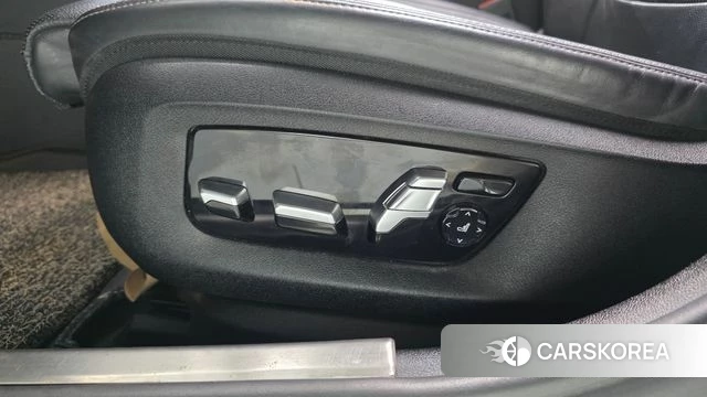 BMW 5 Series (G30) id 4742181 из Кореи 28