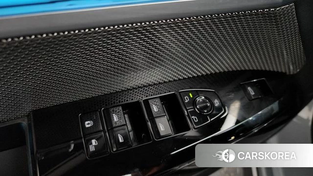 BMW 7 Series (G70) id 4768203 из Кореи 28