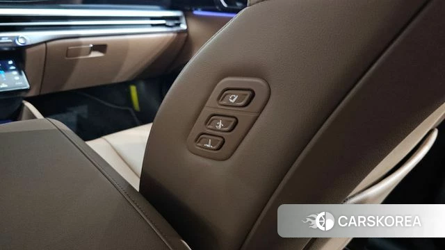 Hyundai Grandeur (GN7) id 4493684 из Кореи 28
