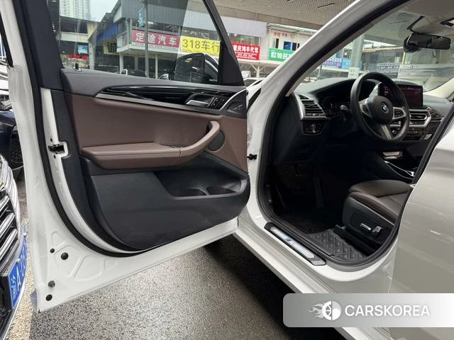BMW X3 id 4271242 из Китая 28