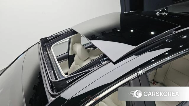 Hyundai The New Grandeur IG Hybrid id 4774506 из Кореи 28