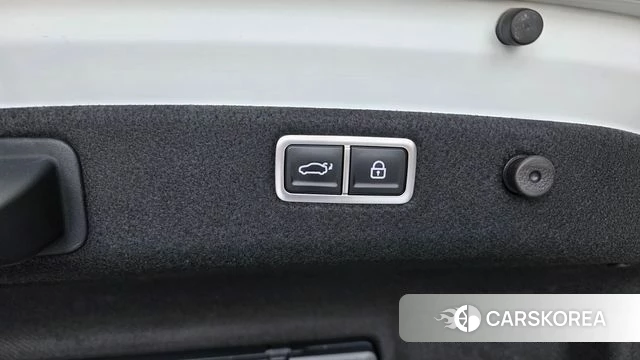 Genesis The New G70 id 4618409 из Кореи 28