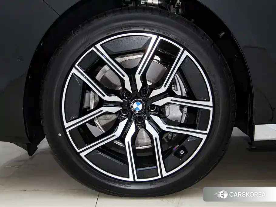 BMW 7 series id 4545761 из Китая 28