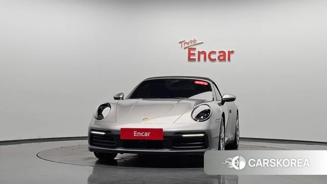 Porsche 911(992) id 4688887 из Кореи 28