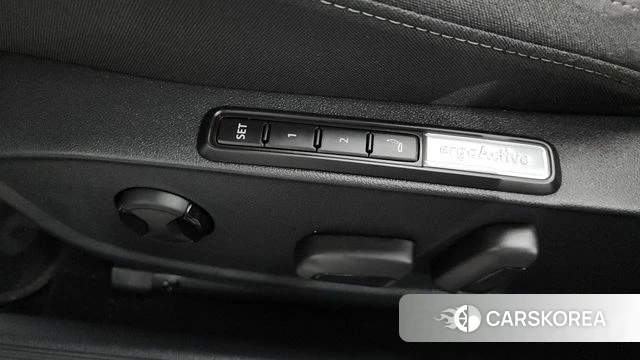 Volkswagen Golf 8th Generation id 4408221 из Кореи 28
