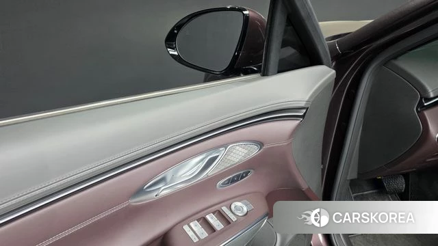 Genesis GV70 id 4186125 из Кореи 28