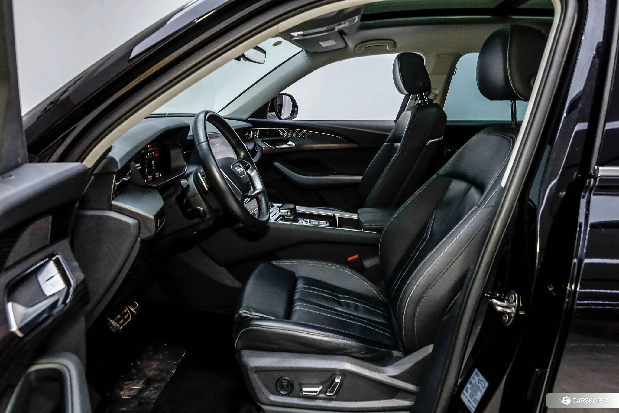 Audi Q6 id 4467942 из Китая 28