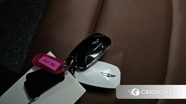 Genesis GV70 id 4897601 из Кореи 28