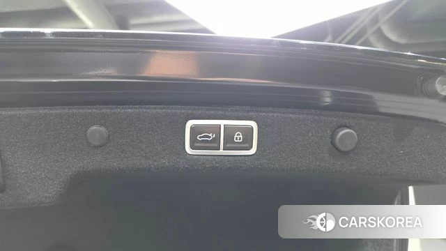 Hyundai Grandeur Hybrid (GN7) id 4349727 из Кореи 28
