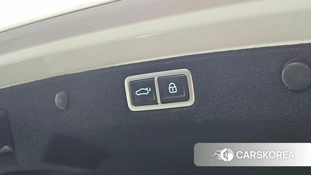 Hyundai Grandeur (GN7) id 4603128 из Кореи 28
