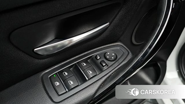 BMW 3 Series (F30) id 4371781 из Кореи 28
