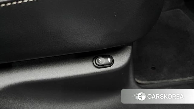Land Rover Range Rover Velar id 4446024 из Кореи 28