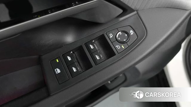 BMW 5 Series (G60) id 4853846 из Кореи 28
