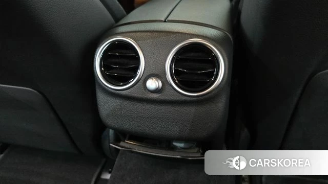 Mercedes-Benz C-Class W205 id 4780602 из Кореи 28